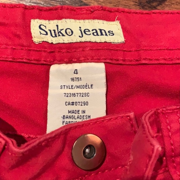 SUKO Red Jean Capris - Picture 3 of 4